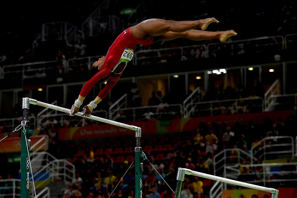 Gymnast on asymmetric bars