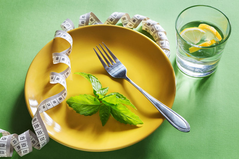 Plate and tape measure