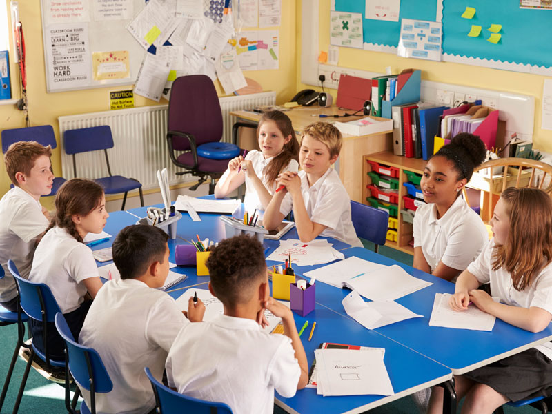 Children working on project
